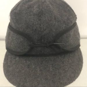 Stormy Kromer 7 1/8 gray wool hat ear flaps winter